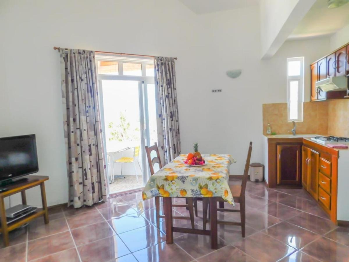 Tulsi Apartment & Studio Ла-Ґулет Екстер'єр фото