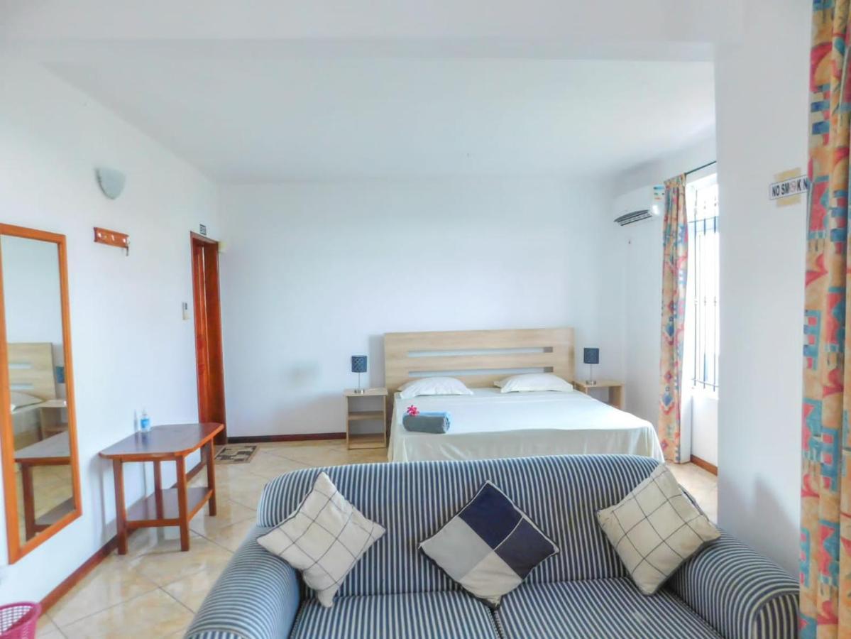 Tulsi Apartment & Studio Ла-Ґулет Екстер'єр фото